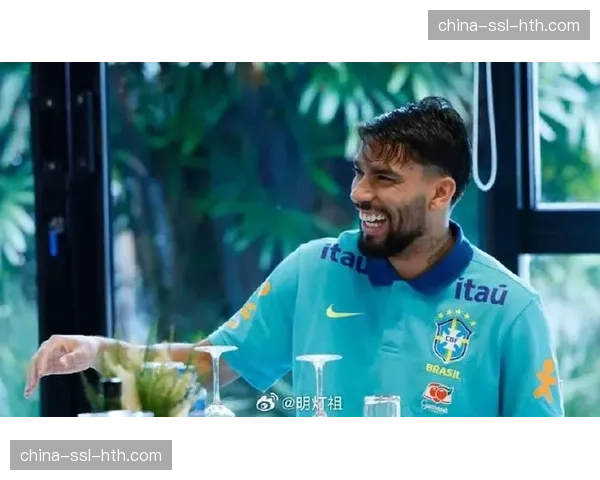 球员专访：西汉姆联中场帕奎塔谈及自己的场上位置变化与适应